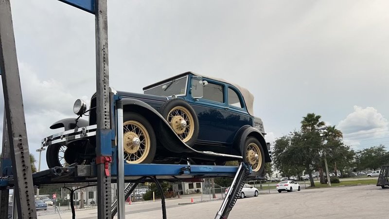 Vintage Car Transport : A Guide to transport your car with ease